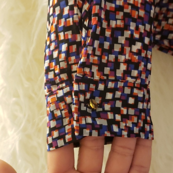 THE LIMITED Super Cute Blouse w/ pocket - Picture 6 of 6